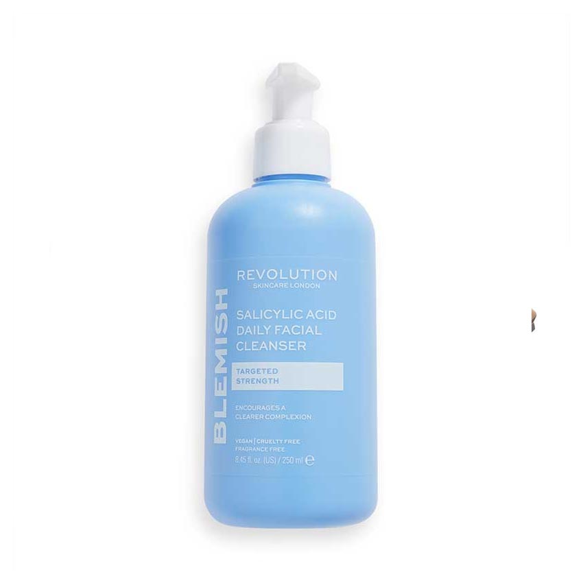 Revolution Skincare - Blemish Targeting Facial Cleanser with Salicylic Acid